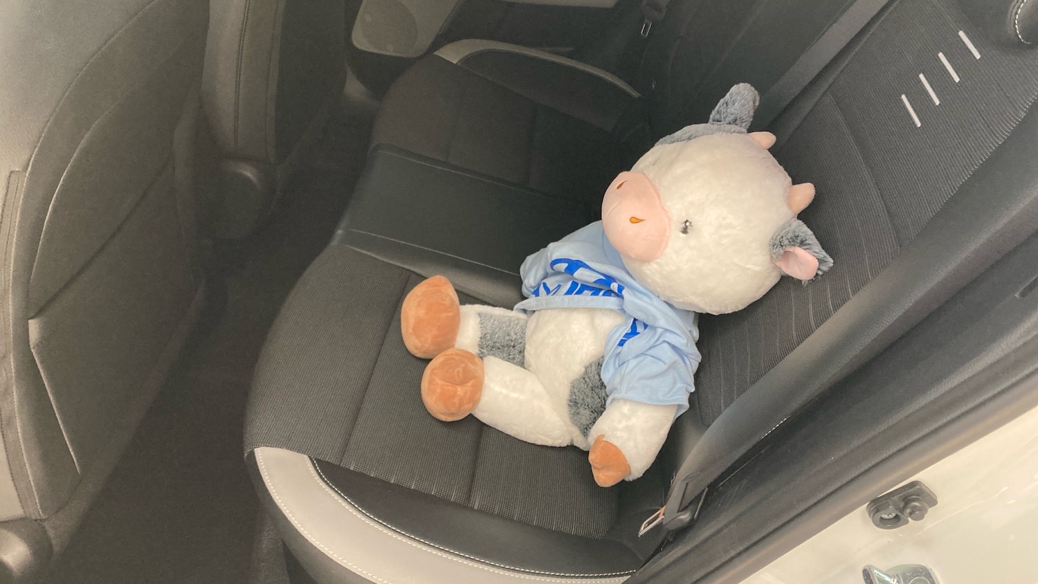 Used Kia Stonic 2022 for sale - 76492112: Photo 36