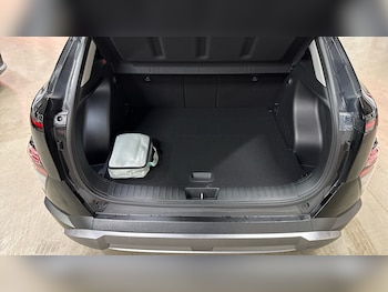 Used Hyundai KONA 2025 for sale - 76504430: Photo