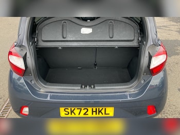 Used Hyundai i10 2022 for sale - 76126227: Photo
