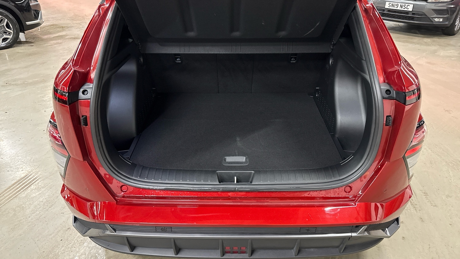 Used Hyundai KONA 2024 for sale - 77342536: Photo 4