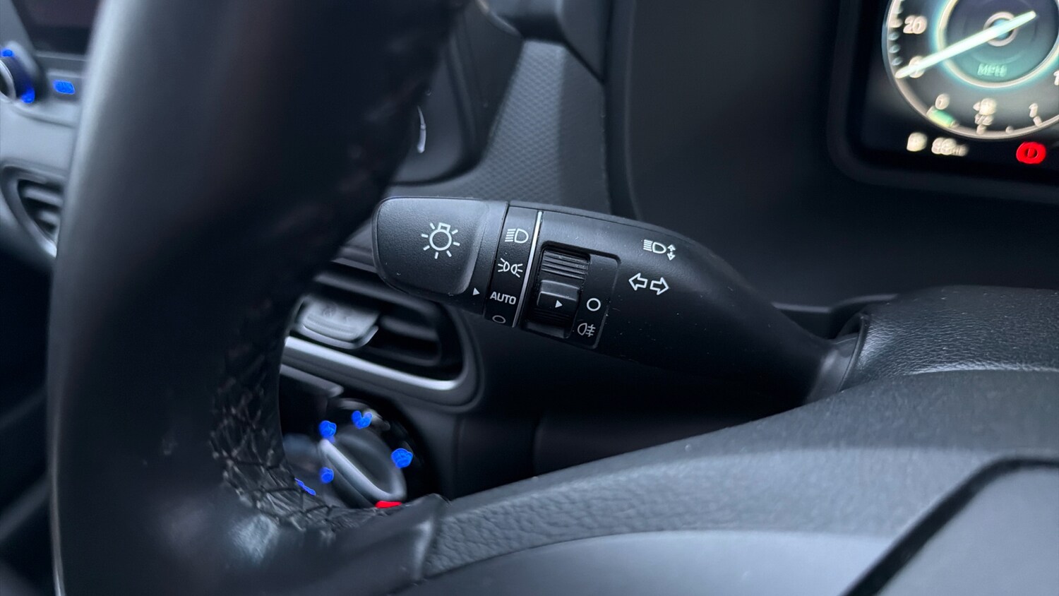 Used Hyundai KONA 2023 for sale - 77207378: Photo 31