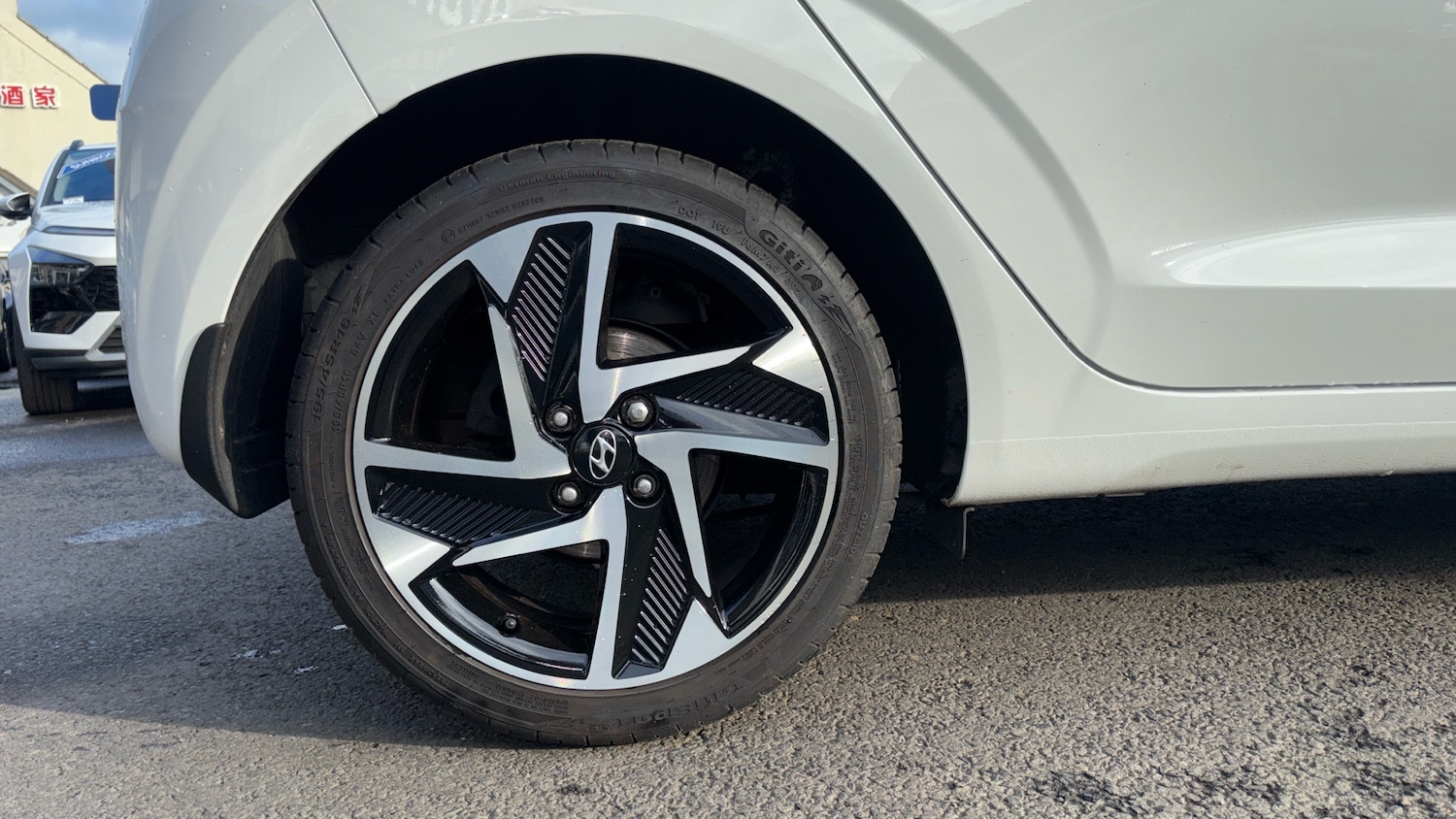 Used Hyundai i10 2023 for sale - 76253077: Photo 7