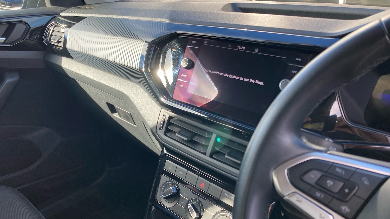 Used Volkswagen T-Cross 2023 for sale - 76322463: Photo 14