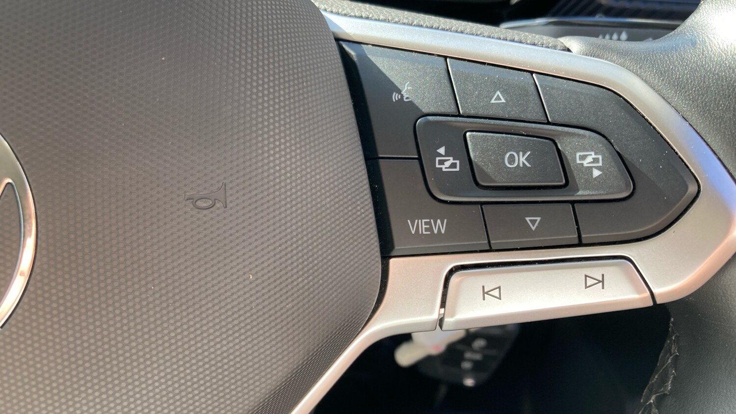 Used Volkswagen T-Cross 2023 for sale - 76322463: Photo 38