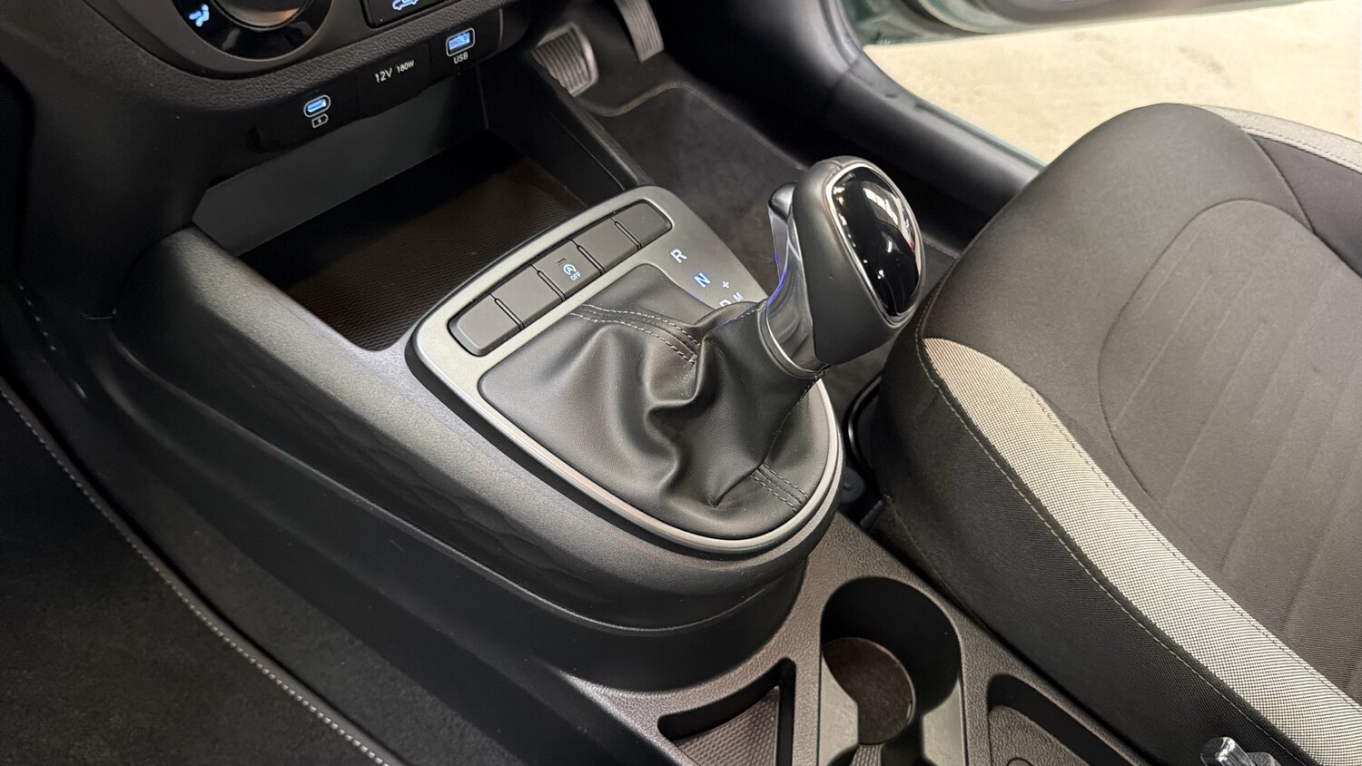 Used Hyundai i10 2023 for sale - 77760491: Photo 13