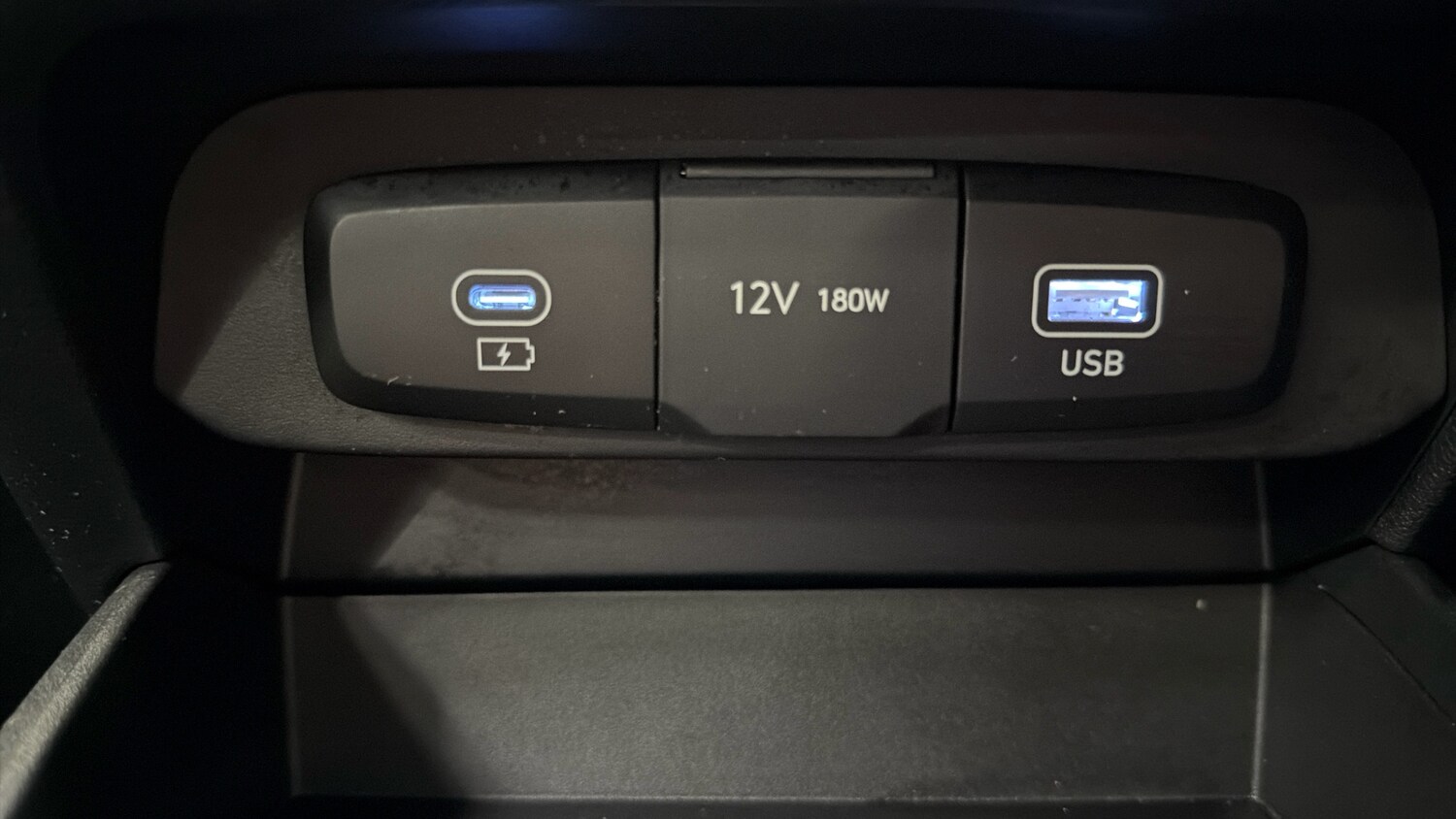 Used Hyundai i10 2023 for sale - 77760491: Photo 24