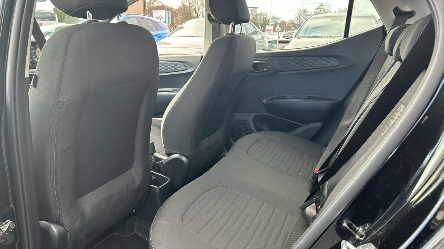 Used Hyundai i10 2023 for sale - 77519715: Photo 16