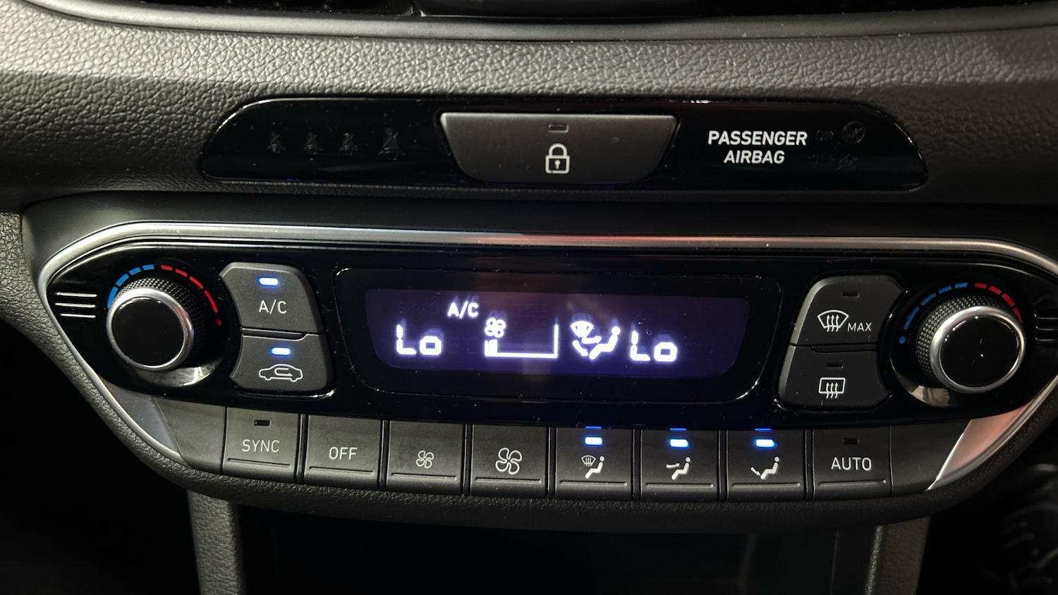 Used Hyundai i30 2021 for sale - 77601935: Photo 28