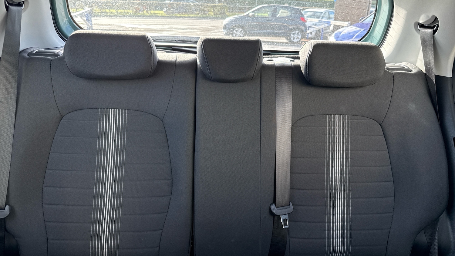 Used Hyundai i10 2024 for sale - 76354928: Photo 15