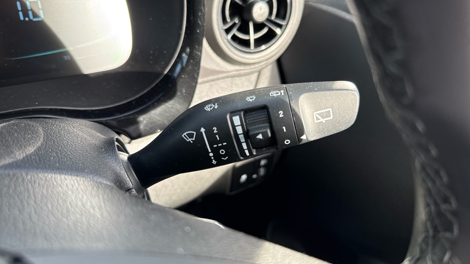Used Hyundai i10 2024 for sale - 76354928: Photo 24