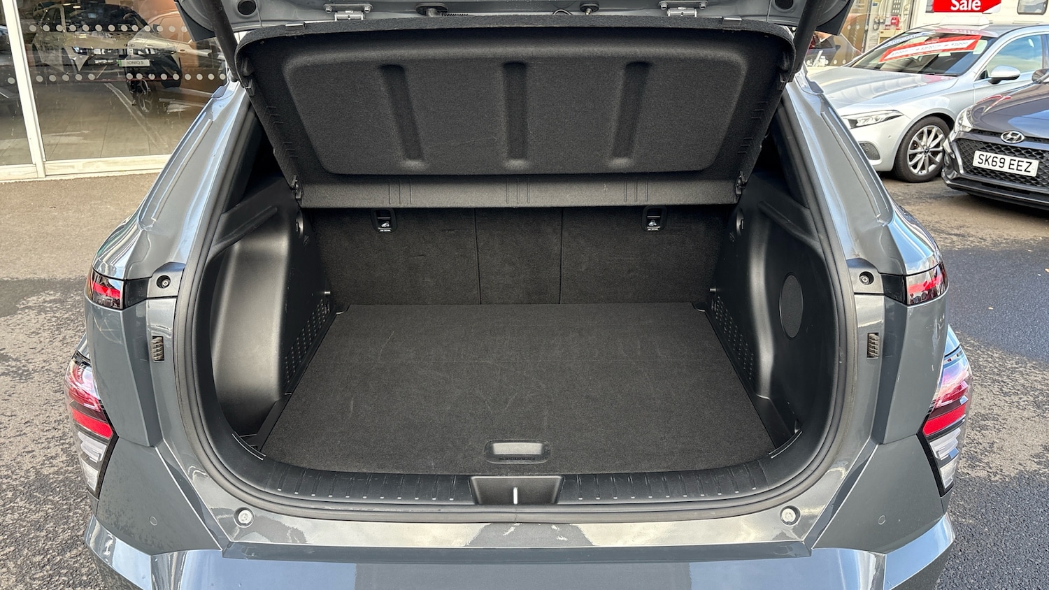 Used Hyundai KONA 2025 for sale - 76532581: Photo 4