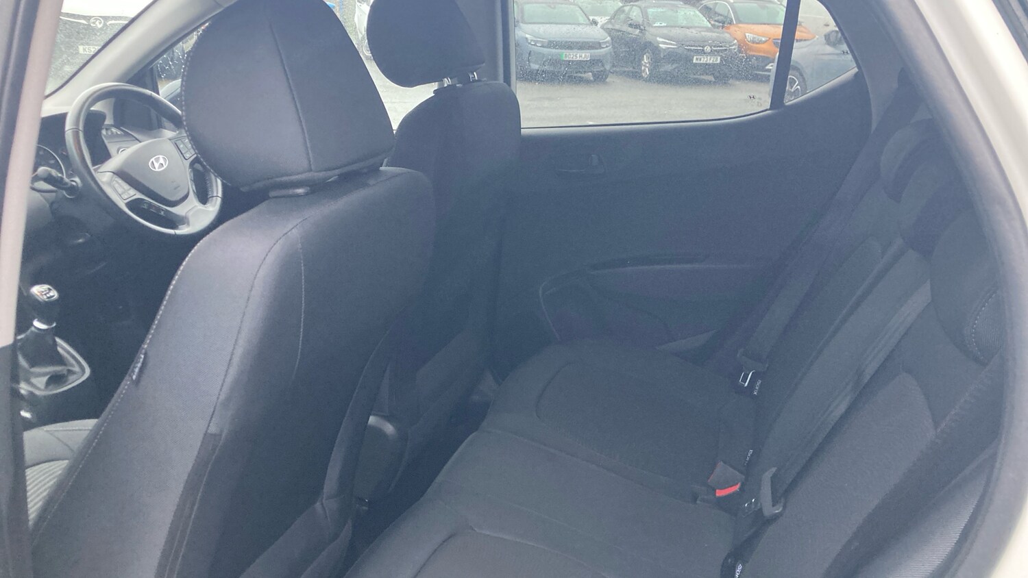 Used Hyundai i10 2019 for sale - 77643636: Photo 16