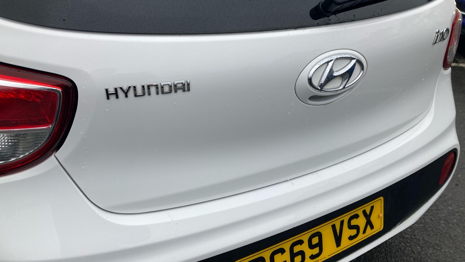 Used Hyundai i10 2019 for sale - 77643636: Photo 33