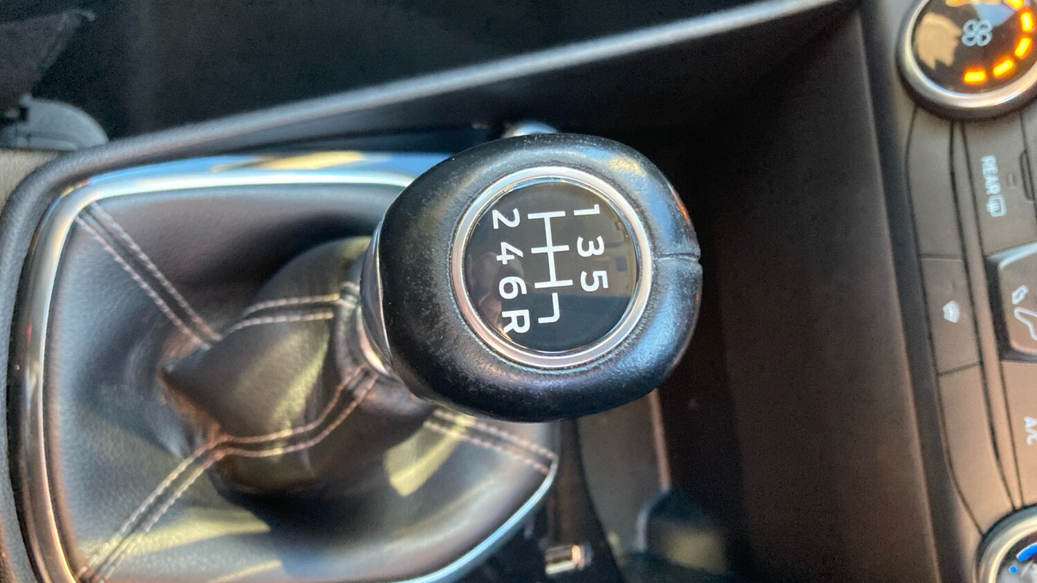 Used Ford Fiesta 2018 for sale - 76322461: Photo 31