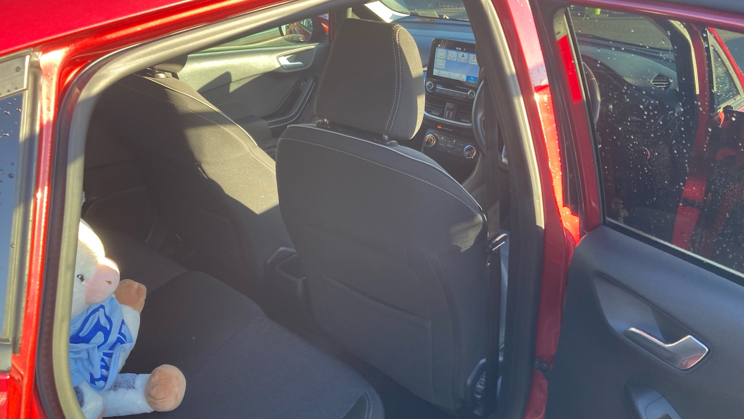 Used Ford Fiesta 2018 for sale - 76322461: Photo 44