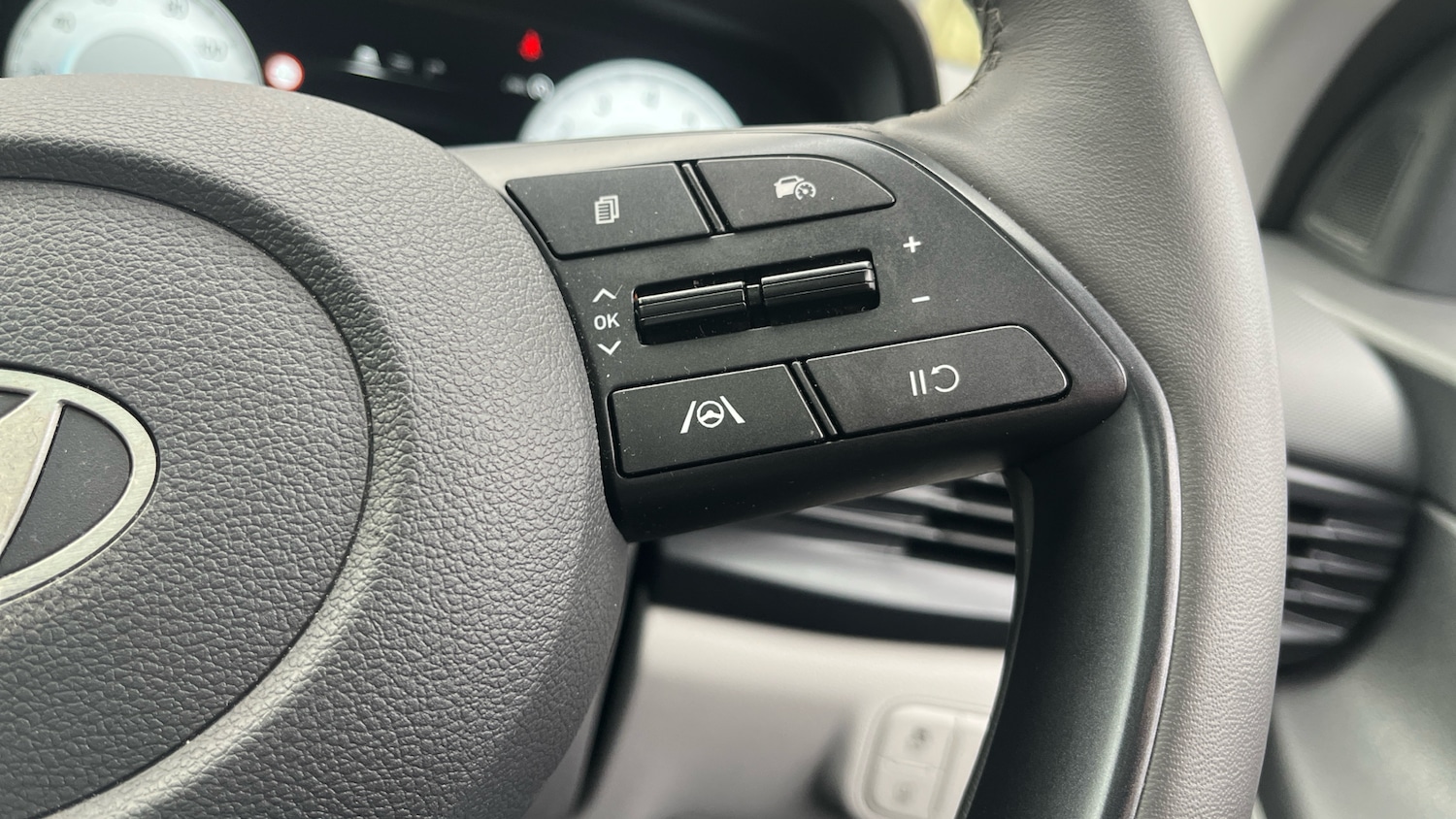 Used Hyundai BAYON 2024 for sale - 76192971: Photo 29