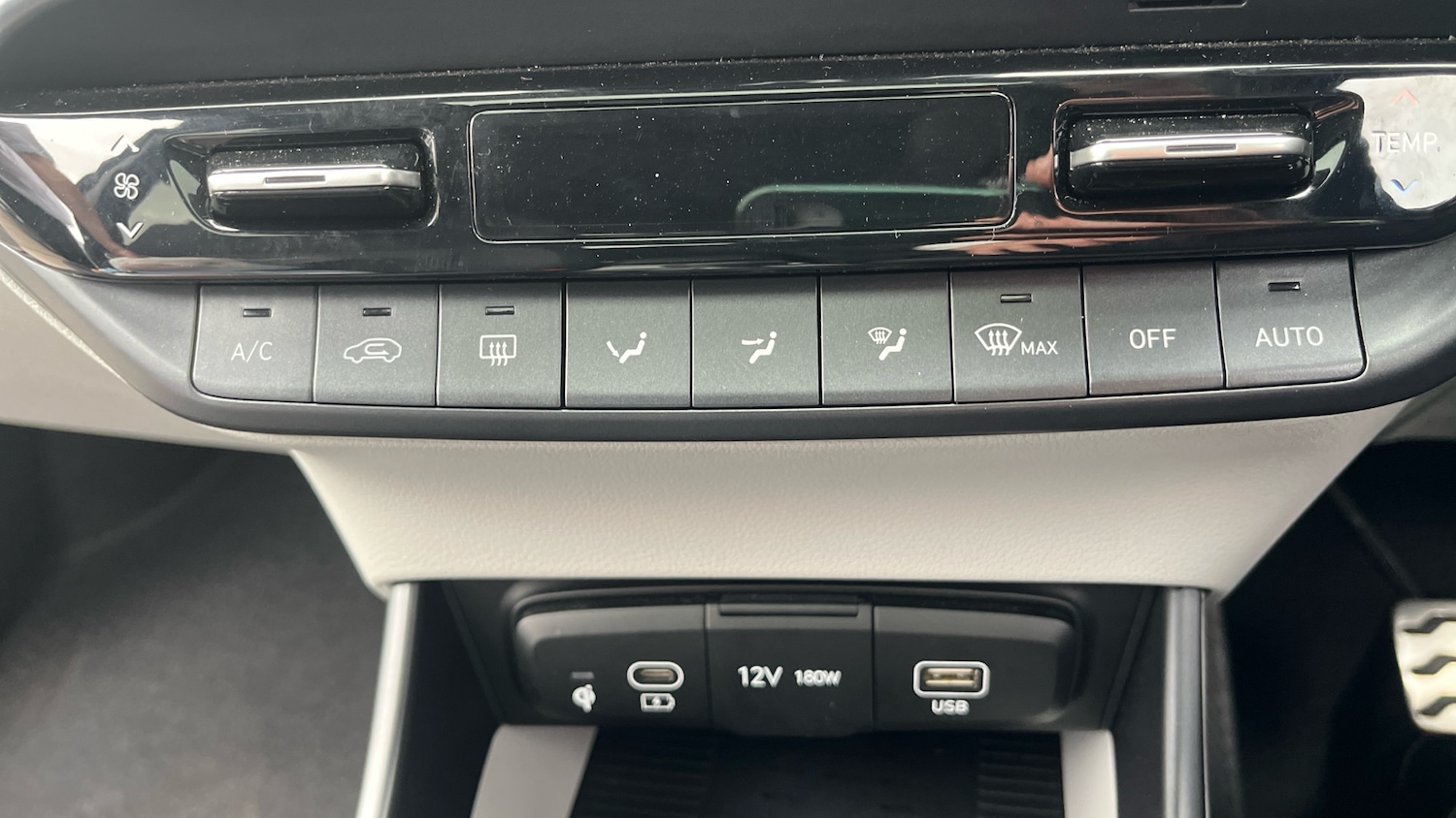 Used Hyundai BAYON 2024 for sale - 76192971: Photo 34