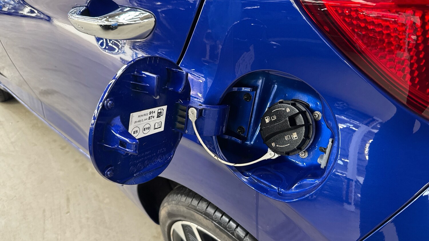 Used Hyundai i10 2023 for sale - 77962180: Photo 36