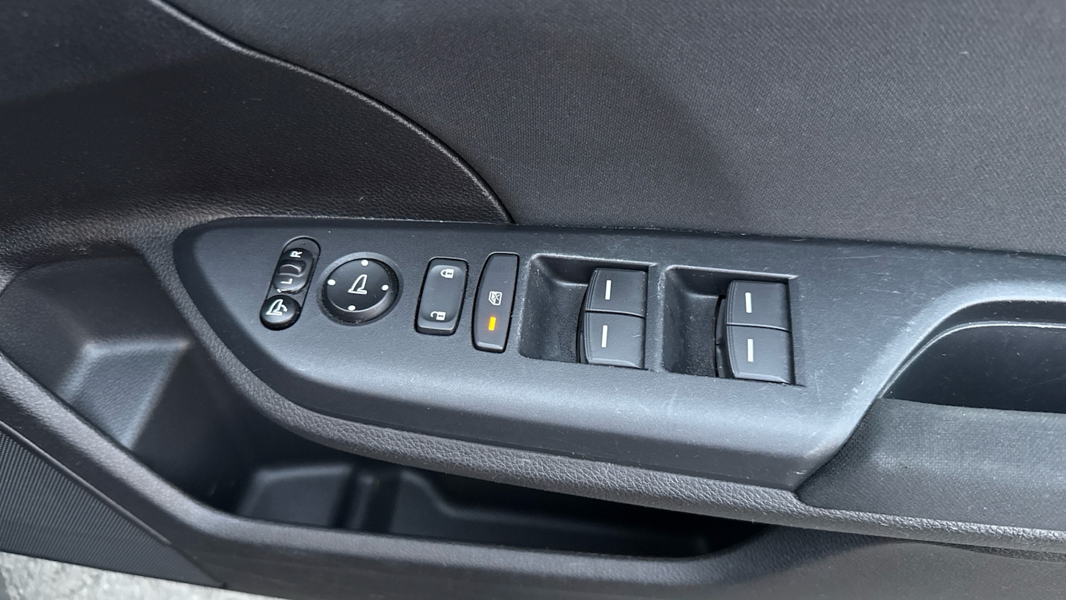 Used Honda Civic 2019 for sale - 76332027: Photo 25