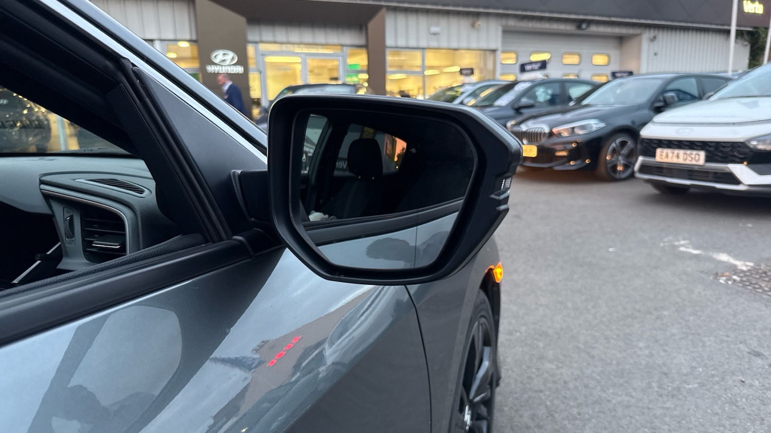 Used Honda Civic 2019 for sale - 76332027: Photo 32