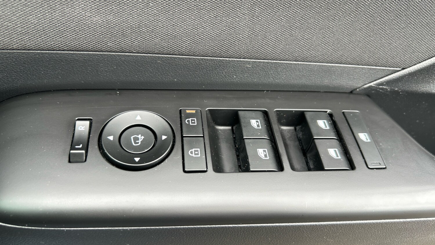 Used Hyundai KONA 2024 for sale - 77760494: Photo 31