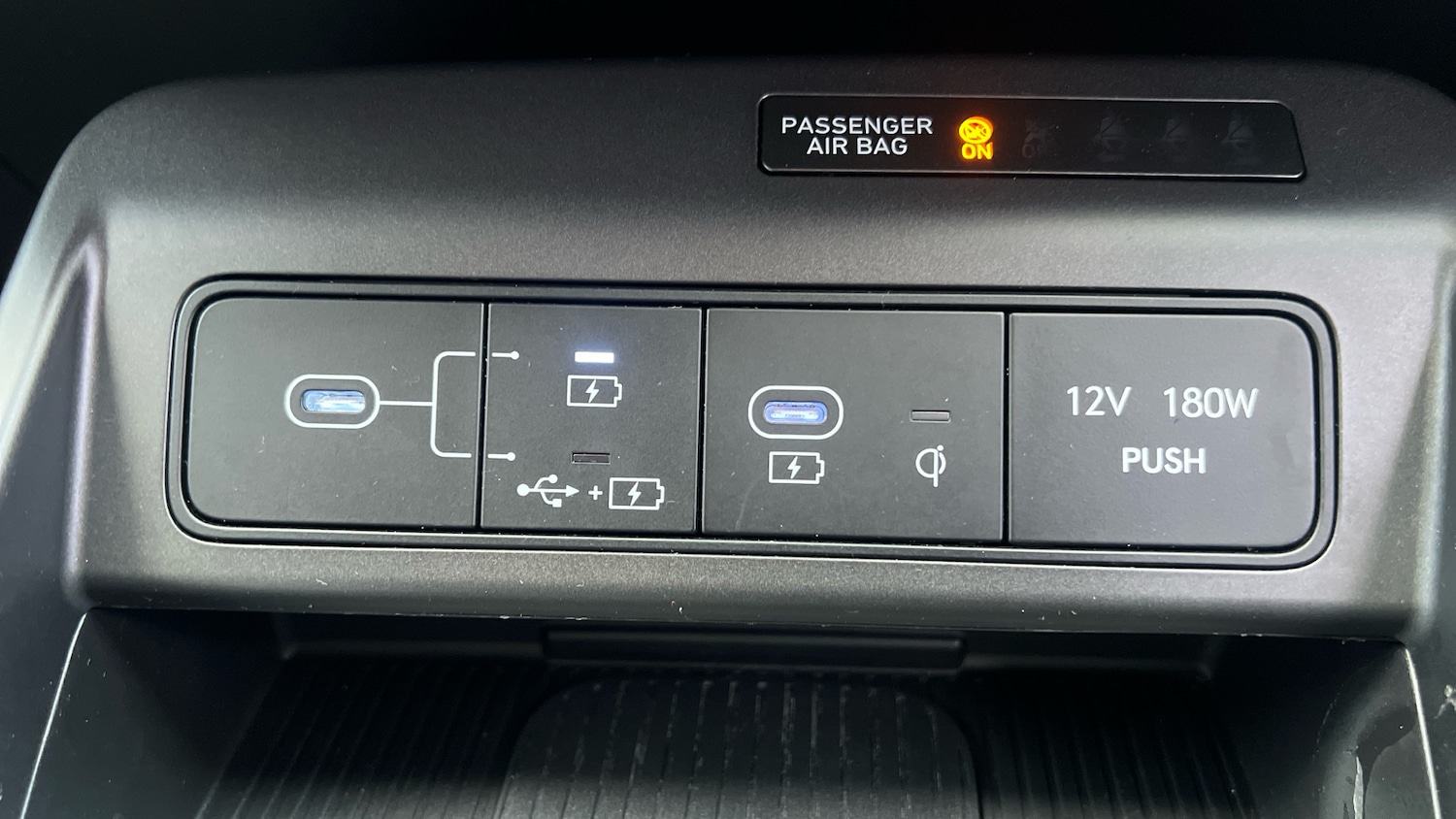 Used Hyundai KONA 2023 for sale - 77729725: Photo 25