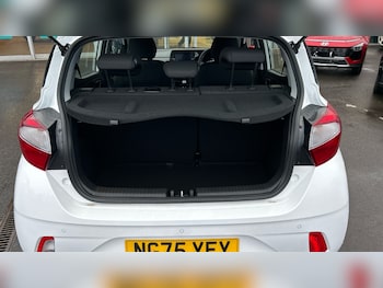 Used Hyundai i10 2025 for sale - 77300942: Photo