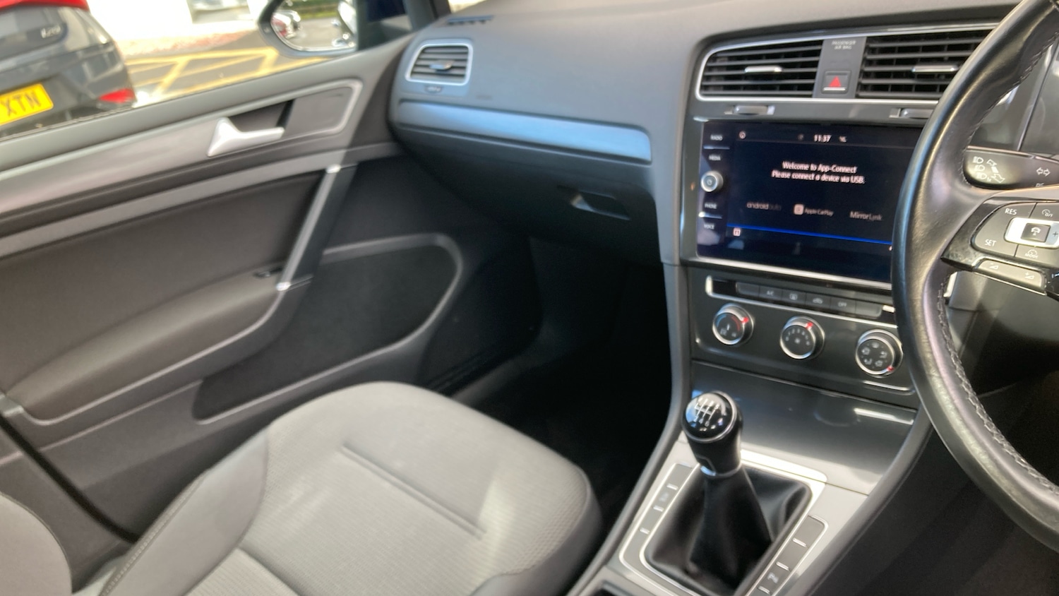 Used Volkswagen Golf 2018 for sale - 76492115: Photo 14