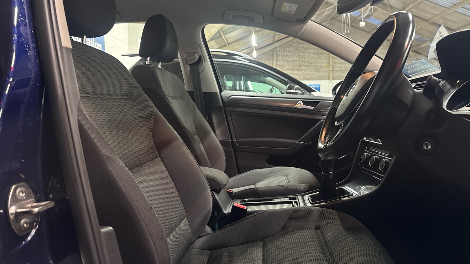 Used Volkswagen Golf 2018 for sale - 76492115: Photo 30