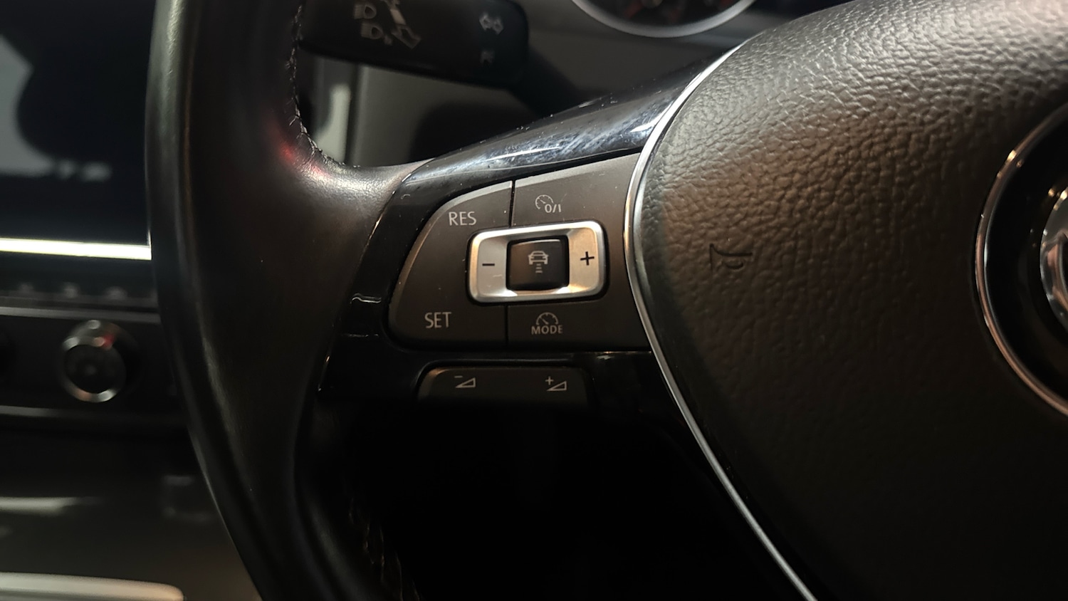 Used Volkswagen Golf 2018 for sale - 76492115: Photo 32