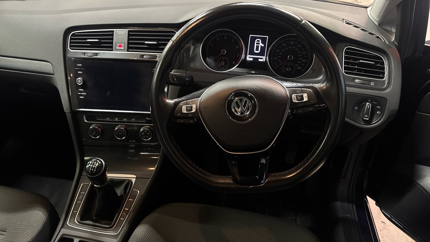 Used Volkswagen Golf 2018 for sale - 76492115: Photo 33