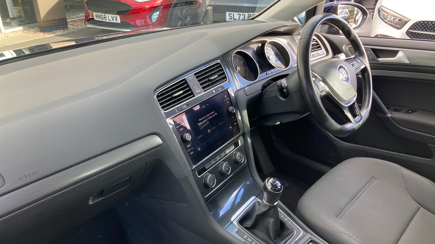 Used Volkswagen Golf 2018 for sale - 76492115: Photo 9