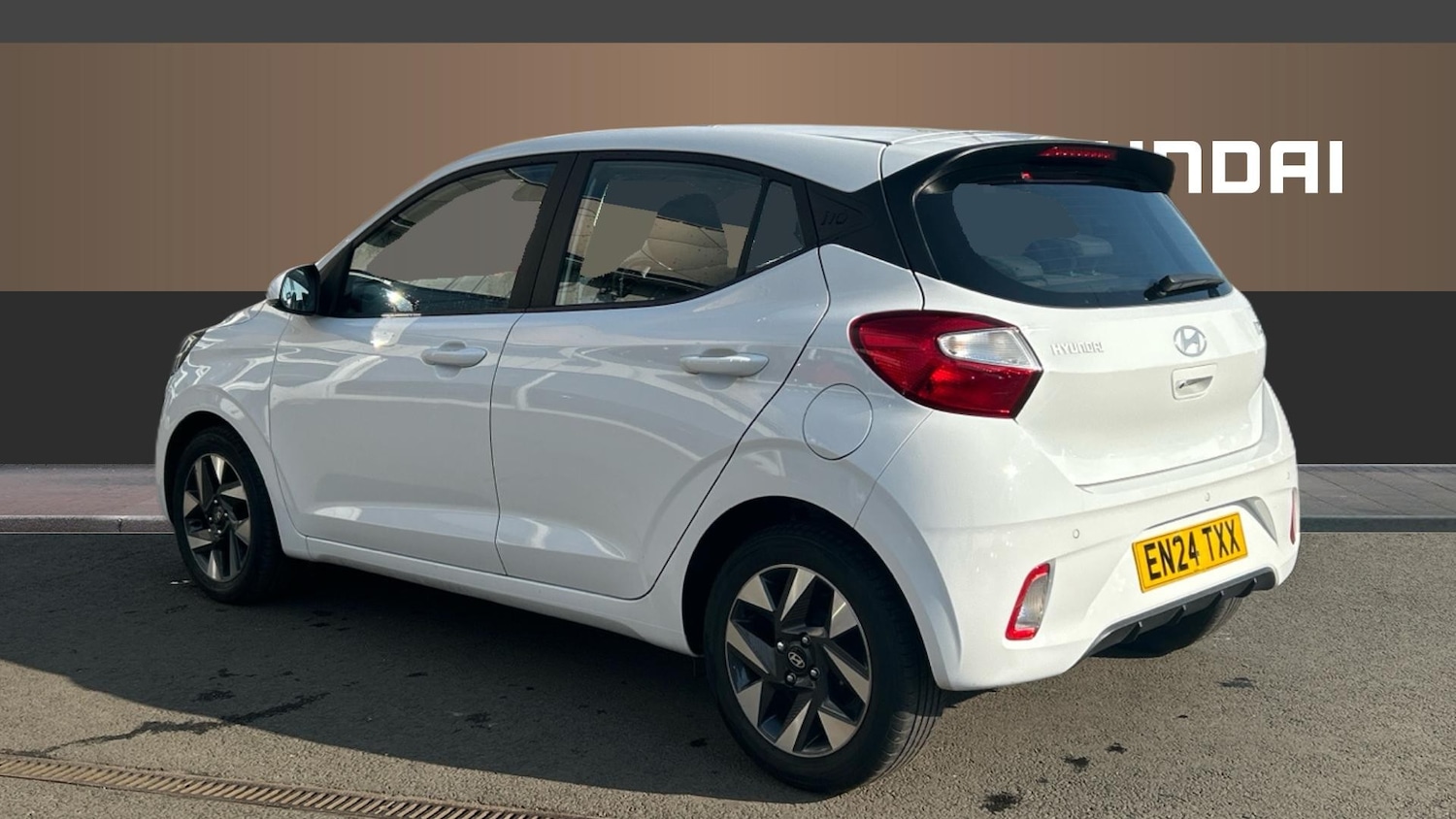 Used Hyundai i10 2024 for sale - 77871933: Photo 2