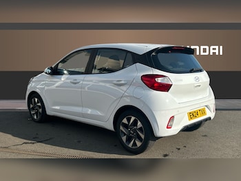 Used Hyundai i10 2024 for sale - 77871933: Photo