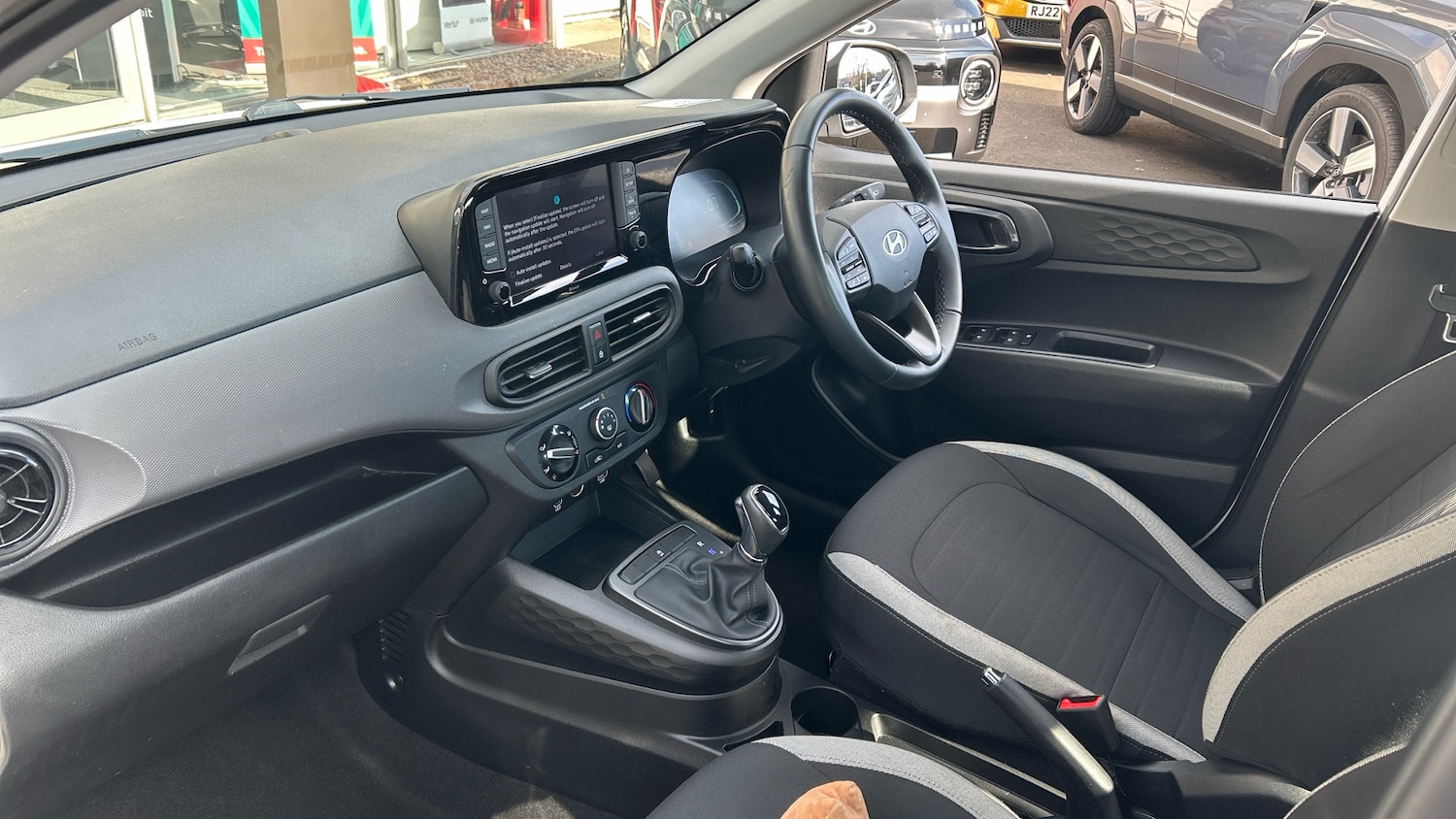 Used Hyundai i10 2024 for sale - 77871933: Photo 9