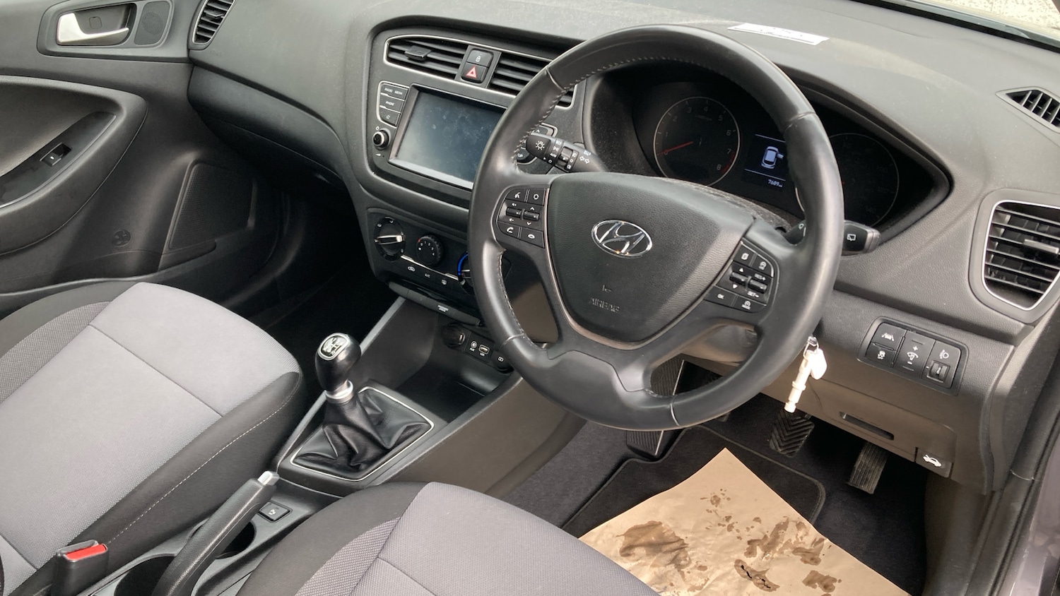 Used Hyundai i20 2019 for sale - 76222124: Photo 11