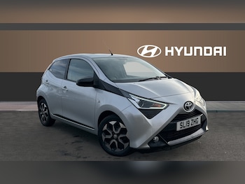 2019 (19) - 1.0 VVT-i X-Trend 5dr Petrol Hatchback