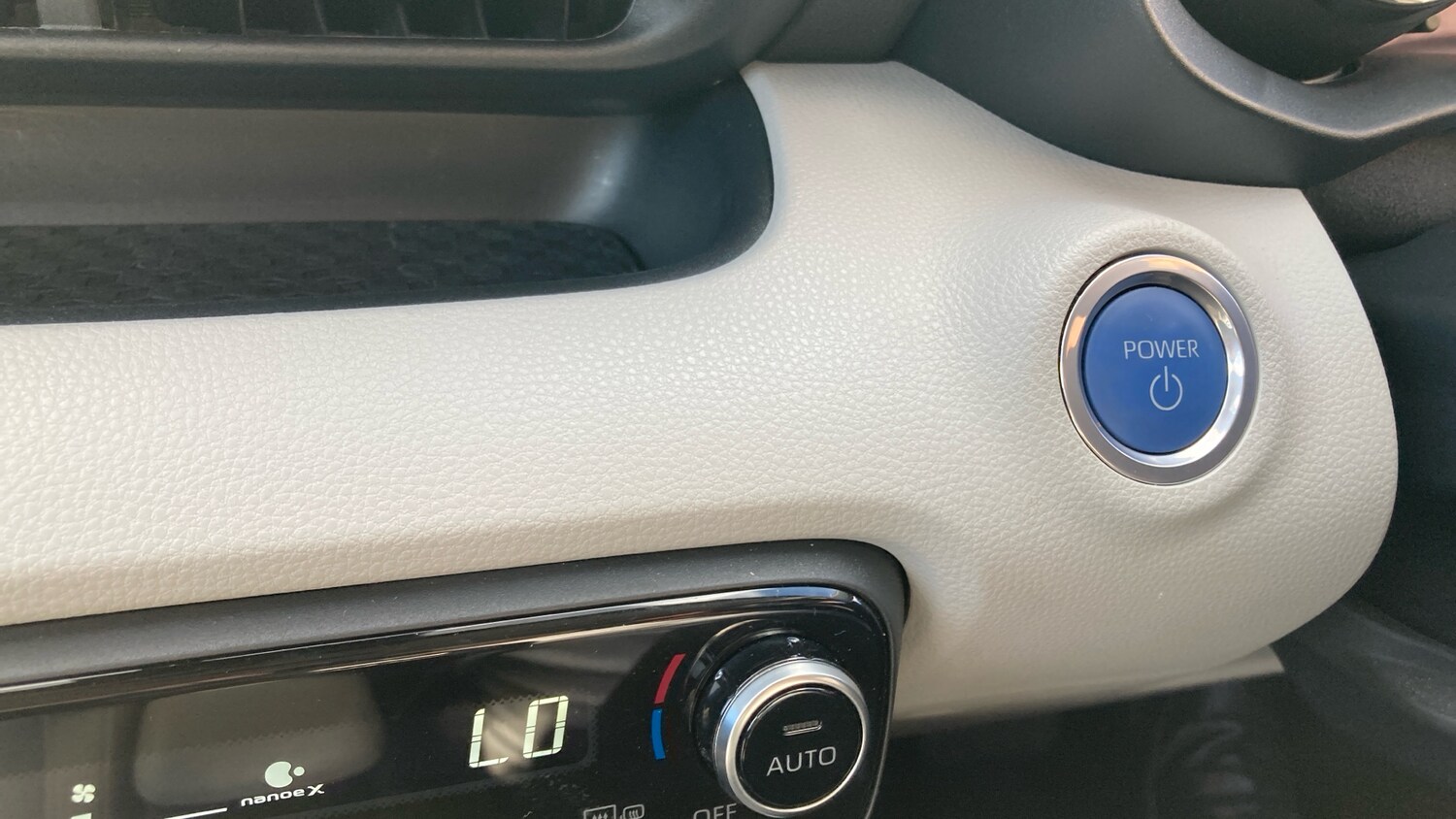 Used Toyota Yaris 2023 for sale - 76265263: Photo 32