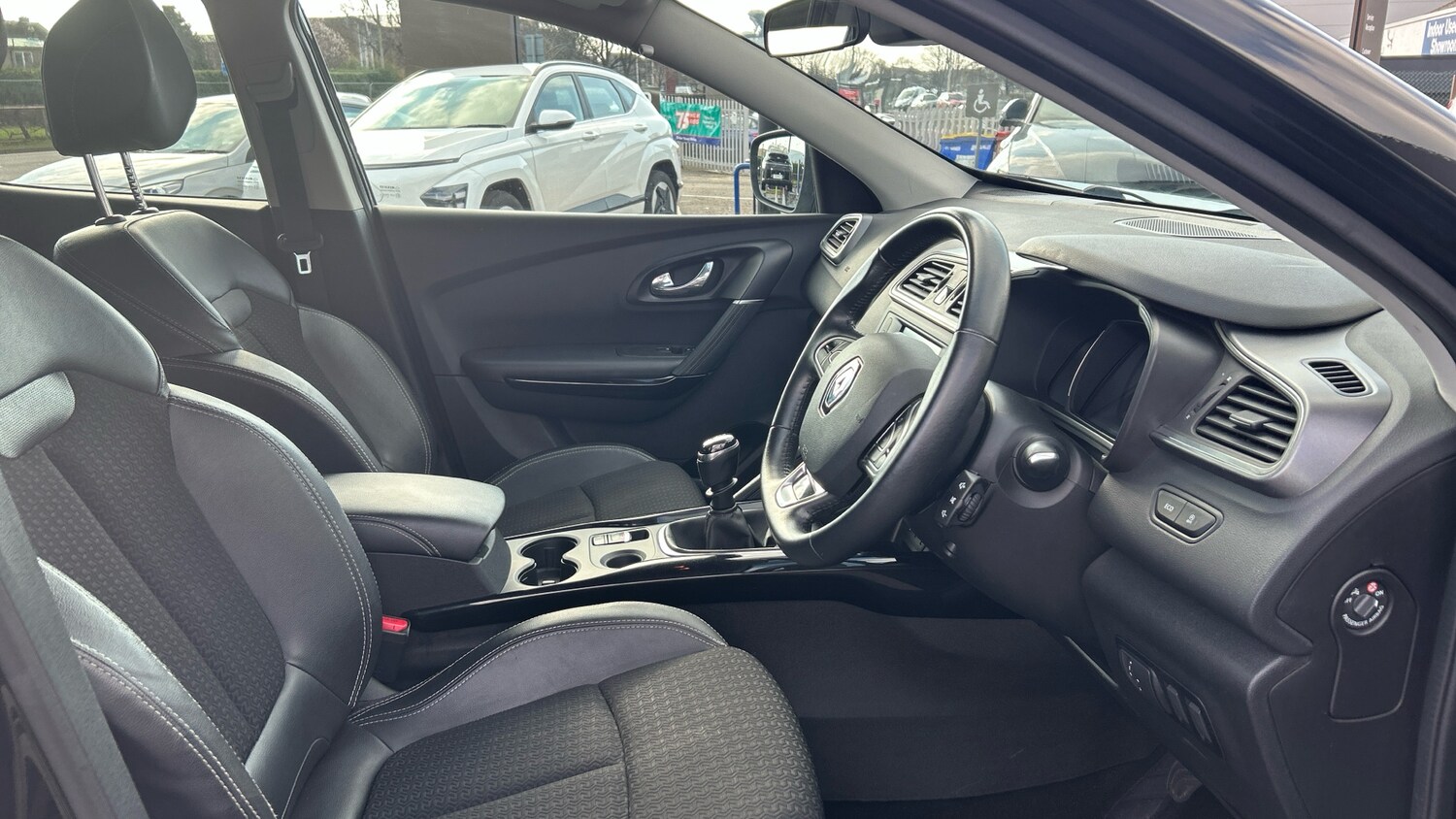 Used Renault Kadjar 2018 for sale - 77900881: Photo 29