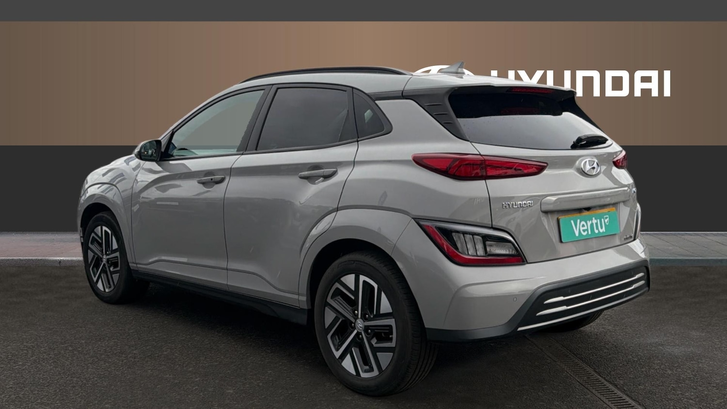 Used Hyundai KONA 2023 for sale - 78042610: Photo 2