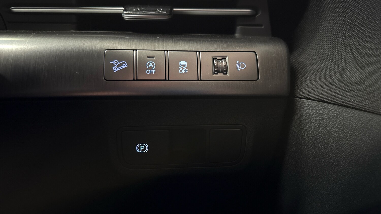 Used Hyundai KONA 2025 for sale - 76504428: Photo 25