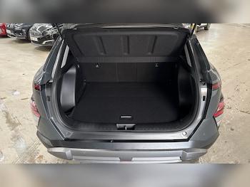 Used Hyundai KONA 2025 for sale - 76504428: Photo