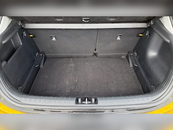 Used Kia Stonic 2023 for sale - 79167952: Photo