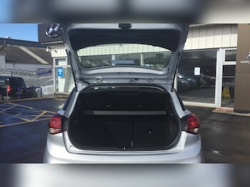 Used Hyundai i20 2019 for sale - 77171058: Photo