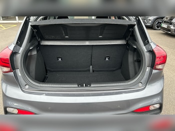 Used Hyundai i20 2019 for sale - 79154440: Photo