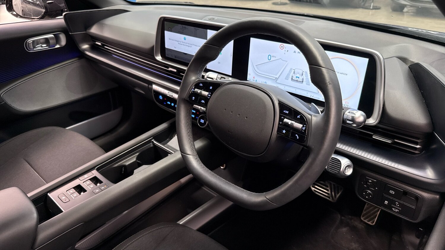 2023 Hyundai IONIQ 6 239kW Premium 77kWh 4dr AWD Auto Electric Saloon Saloon Ele - Picture 11 of 20