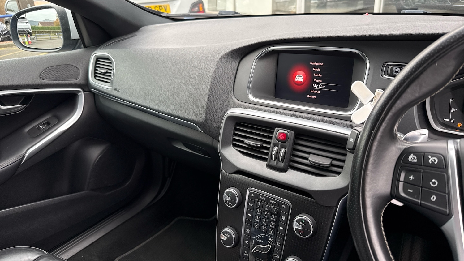 Used Volvo V40 2019 for sale - 76354927: Photo 14