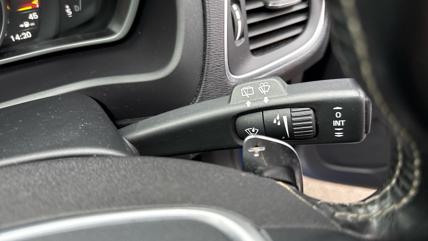 Used Volvo V40 2019 for sale - 76354927: Photo 26