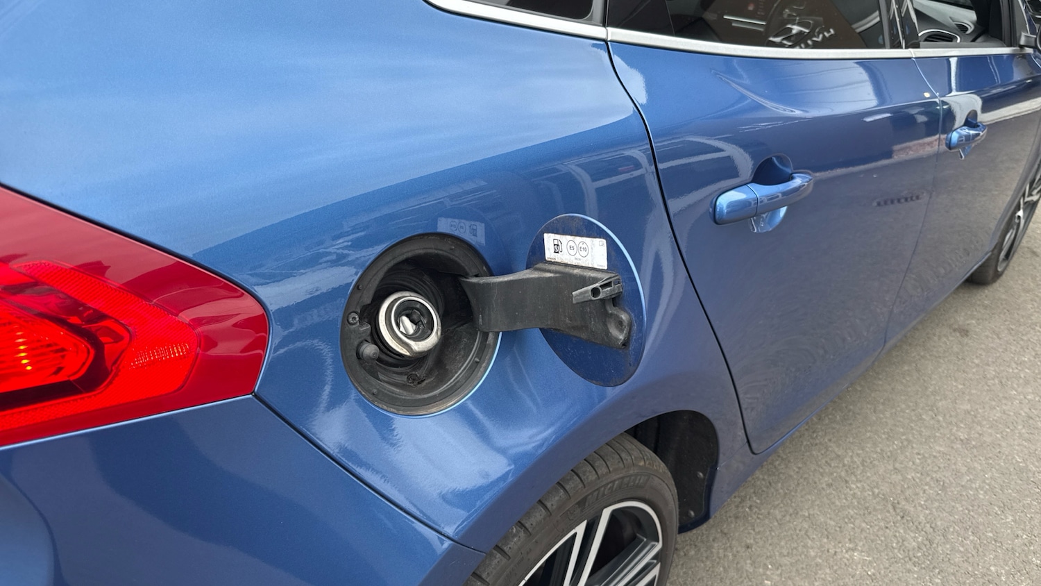 Used Volvo V40 2019 for sale - 76354927: Photo 33