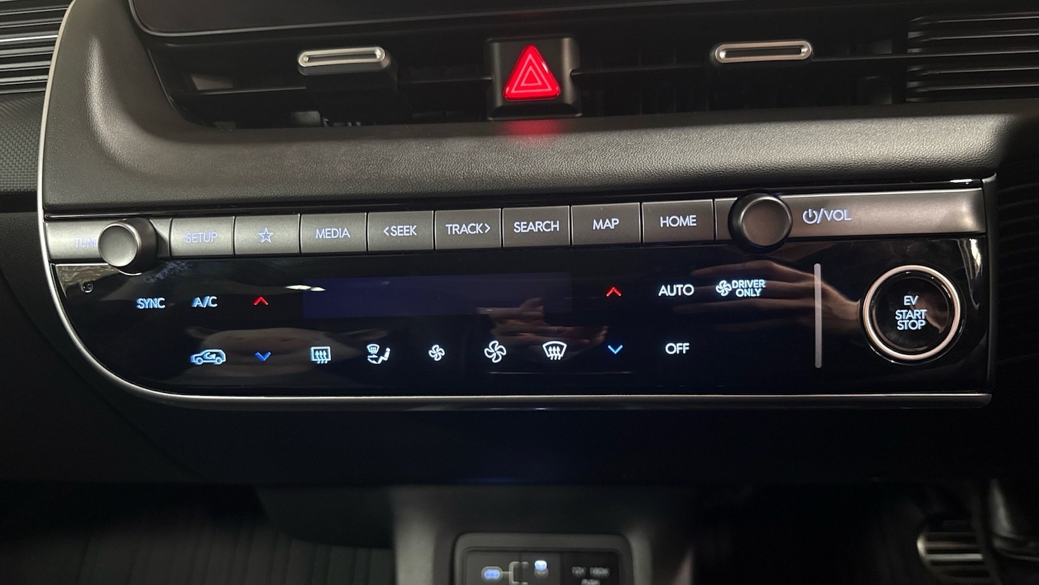 Used Hyundai IONIQ 5 2024 for sale - 77975370: Photo 31